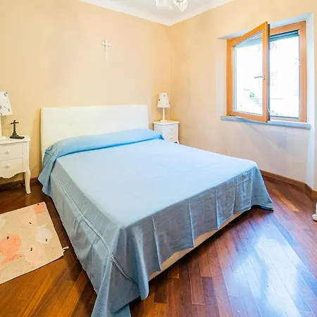095 - Casa Cadimare Vista Mare 500 Metri Dalla La Spezia